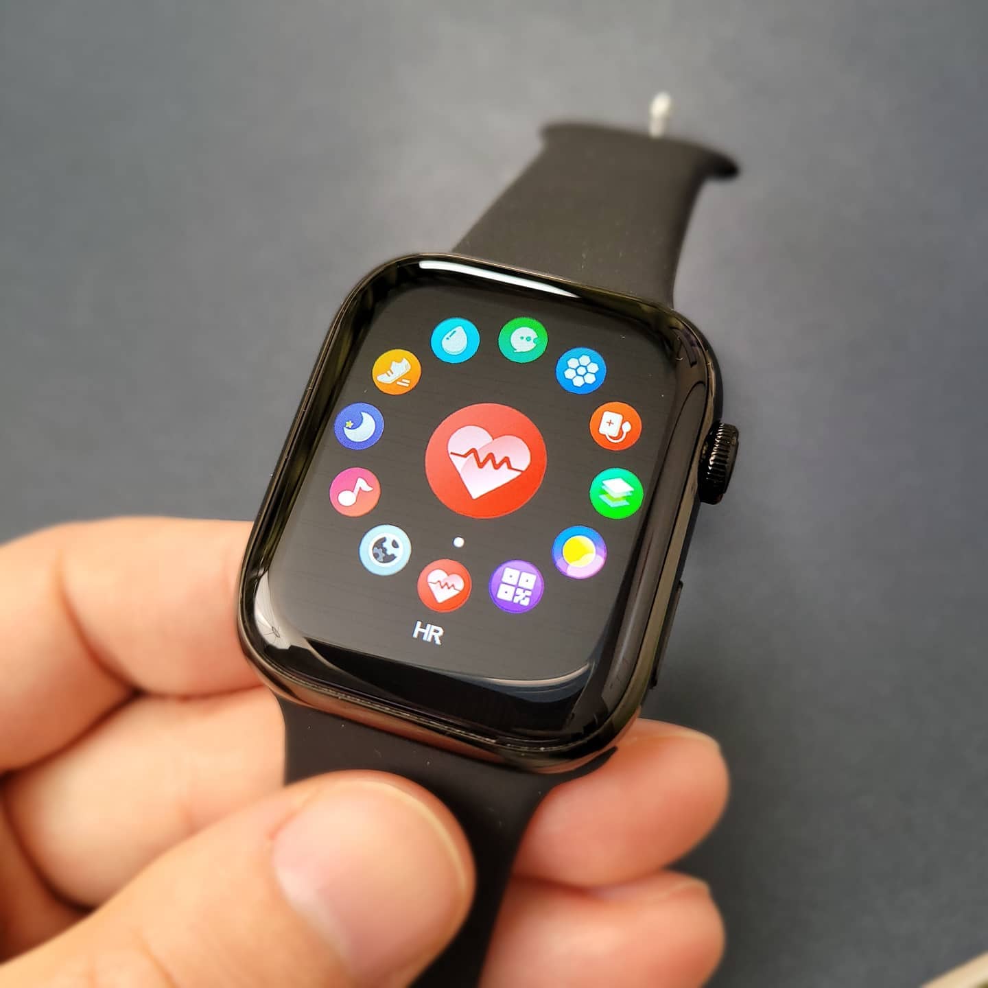 iwo-s7-smartwatch-review