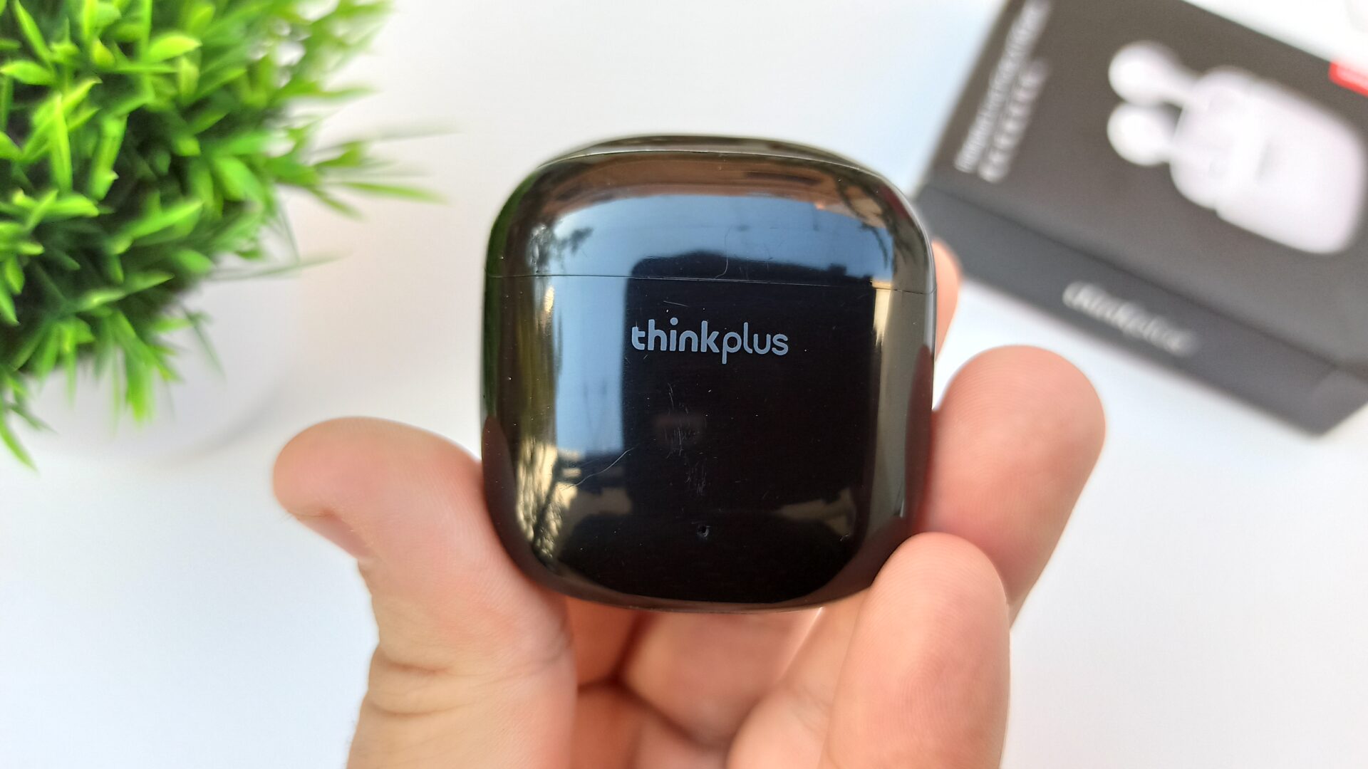 Lenovo ThinkPlus XT83 Pro Review