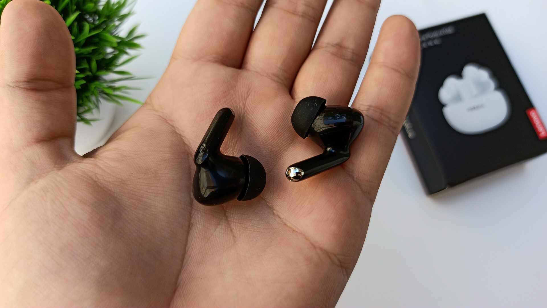 Lenovo XT88 Earbuds Review - Low-Latency & Gaming